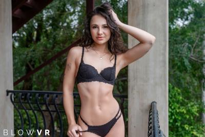 Liz Jordan blowjob vr sex movies