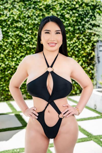 Suki Sin porn photos
